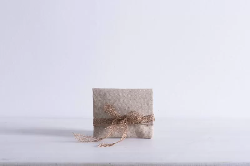 Beauty Home ΠΟΥΓΚΙ ΜΠΕΖ ΜΕ ΧΡΥΣΟ LUREX 12 x 17 cm - Image 2
