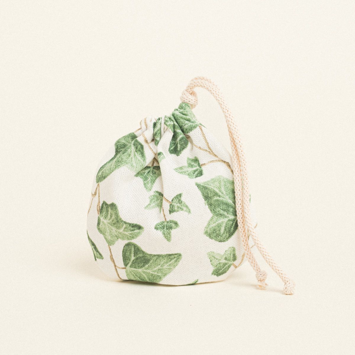 Beauty Home ΠΟΥΓΚΙ ΟΒΑΛ ΜΕ ΚΟΡΔΟΝΙ 13 x 14 cm ΚΙΣΣΟΣ ΜΕ ΟΨΗ ΑΚΟΥΑΡΕΛΑΣ - Image 2